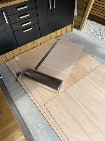 3mm plywood to line roof. Bad idea.